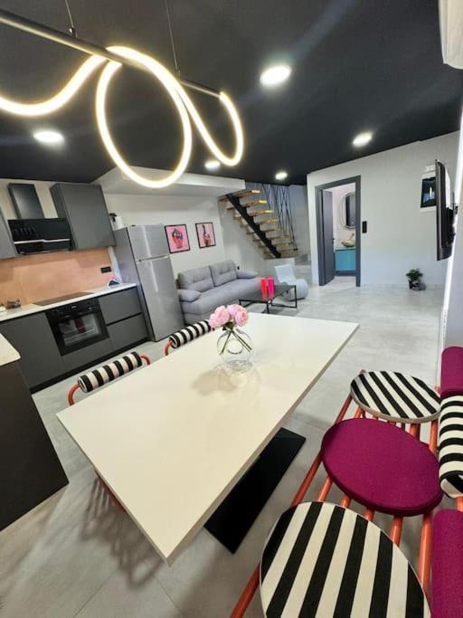 Pop Art Maisonette Ioannina Exterior foto
